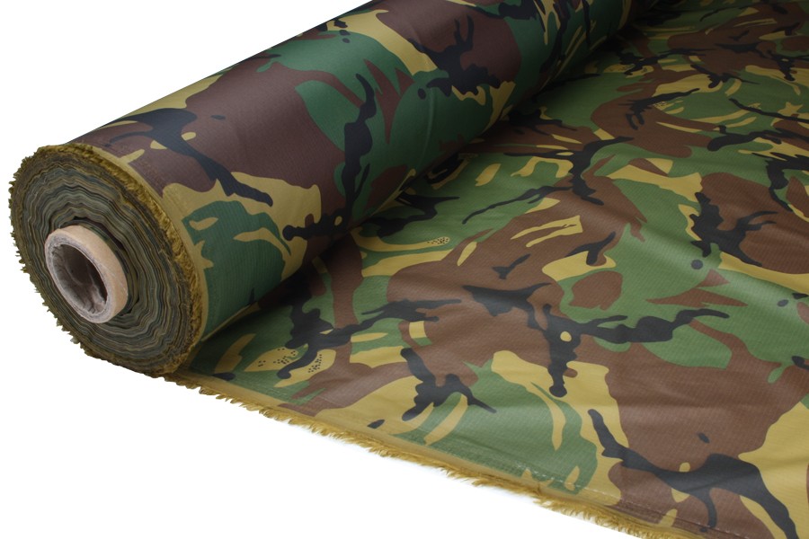Fordeling dreng pebermynte Camouflagestof. Waterdicht. Lichtgewicht nylon ripstop 150 cm, 80 gr/m²