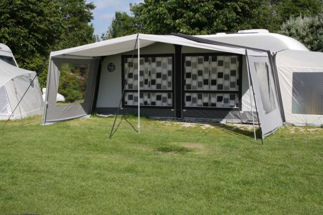 Sun canopy de Luxe for the awning, with sidewalls