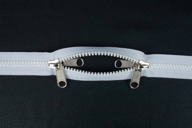 YKK VISLON bloktandrits 8,6 mm V 2-weg O-vorm niet-deelbaar wit met metalen schuiver