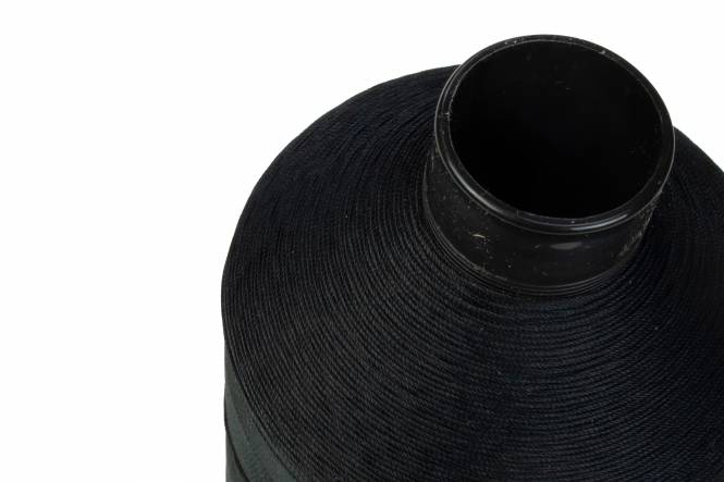 Polyester garen waterafstotend, AMANN Outdoor Pro, dikte 40, 5500 meter, zwart