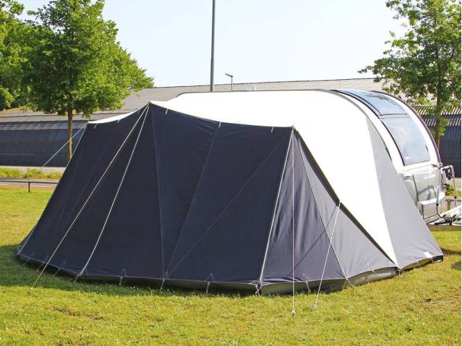 Atomatent luifel voor Adria Caravans caravan met zijschermen en afsluitfront, op aanvraag