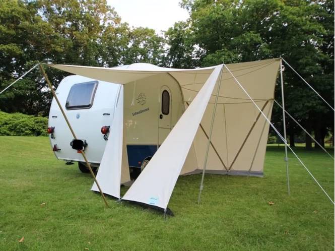 Atomatent awning for KNAUS caravan, on request