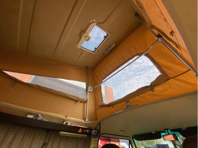 ESVO Hefdak voor Volkswagen T3 Westfalia, bouwjaar 1980 - 1984, lichtgrijs 69350