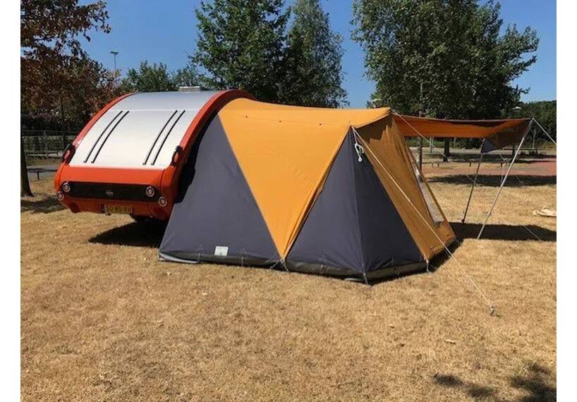Atomatent luifel voor T@B caravan met zijschermen en afsluitfront, op aanvraag