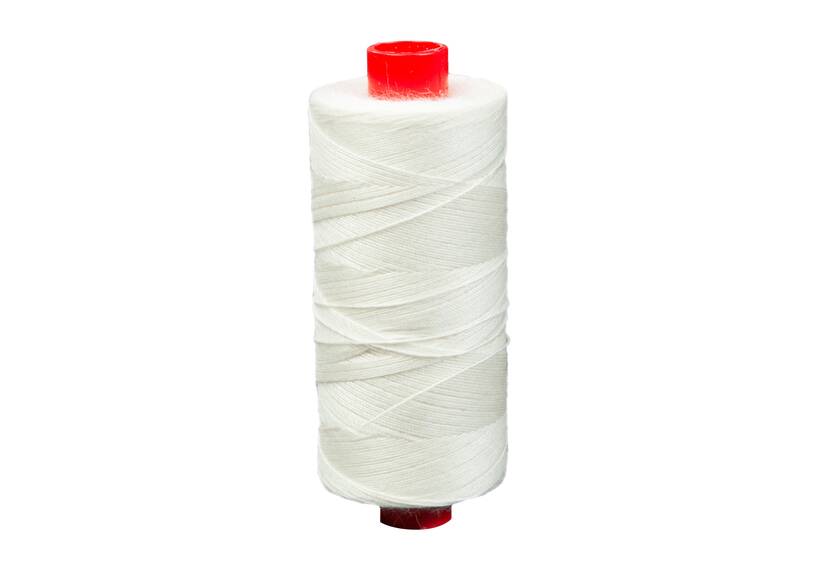 AMANN Tentgaren / naaigaren 50 waterafstotend 400 meter, ecru / wit
