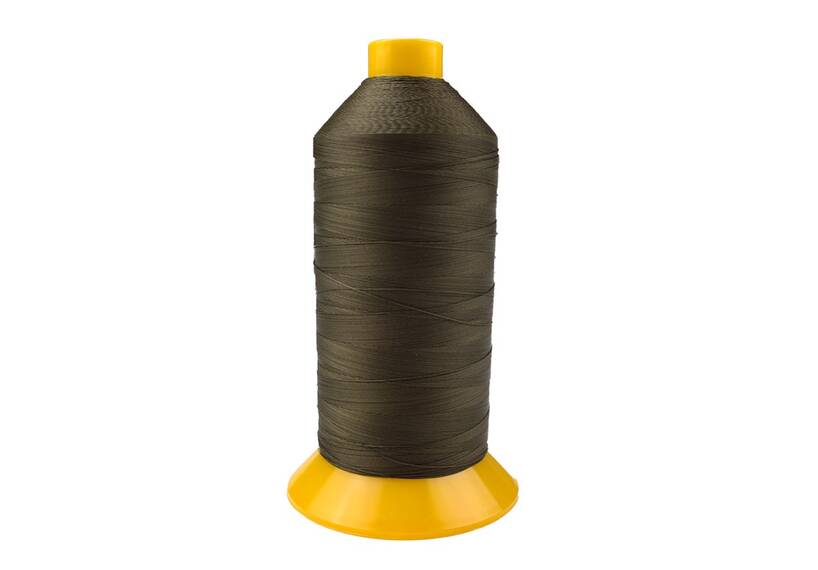 Polyester garen, AMANN, dikte 40, 4600 meter, groen